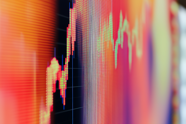 Financial news and market analysis content